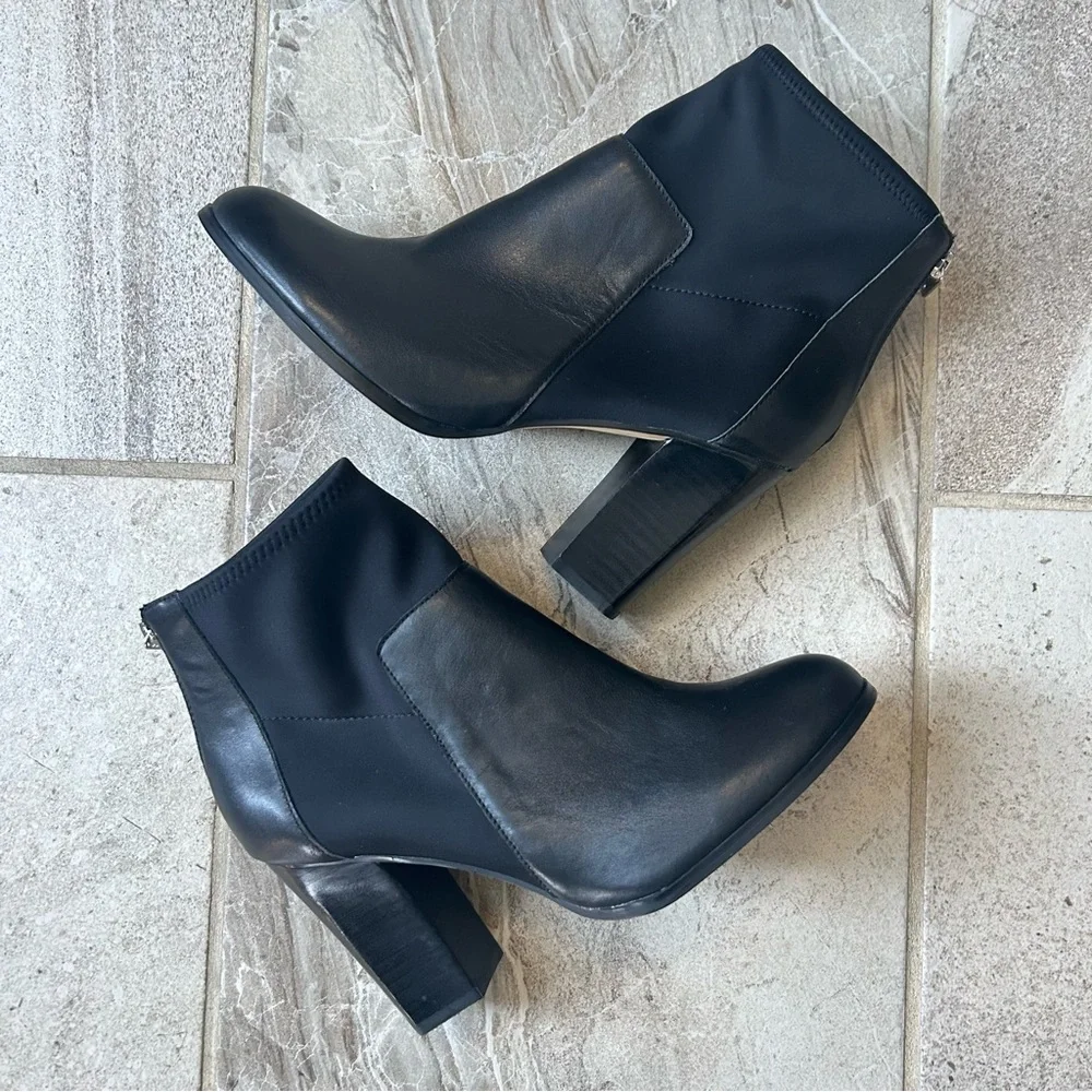 NWOB Adrienne Vittadini Ratti Black Leather Block Heel Ankle Boots, Size 10M